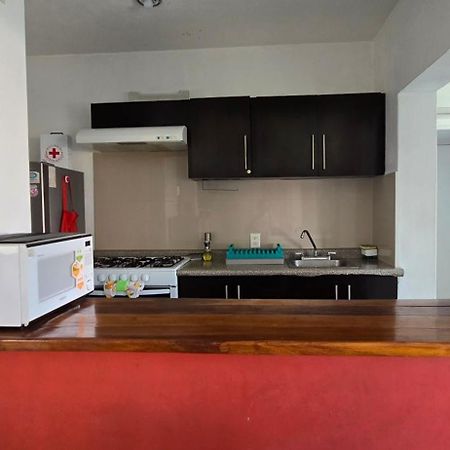 Magnifico Departamento, Cocina Equipada, 2 Recamaras 2 Banos , Hasta 6 Personas, 3 Albercas, Playa A 50 Mts Wifi, Aire Acondicionado Apartment Manzanillo Luaran gambar